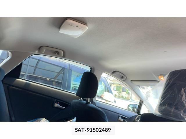 Toyota PRIUS 2012-02 7329475-13