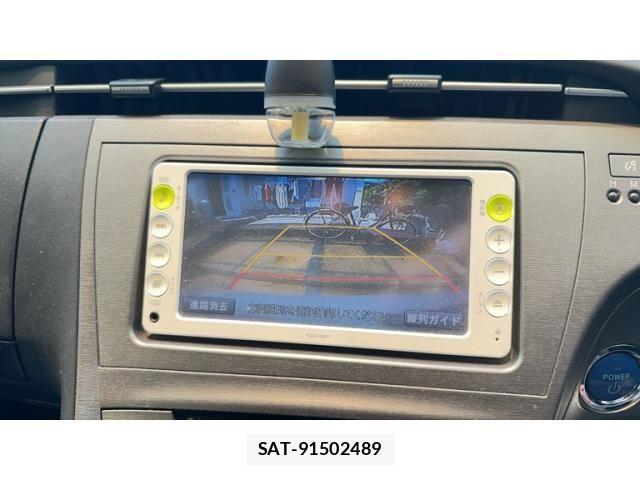 Toyota PRIUS 2012-02 7329475-19
