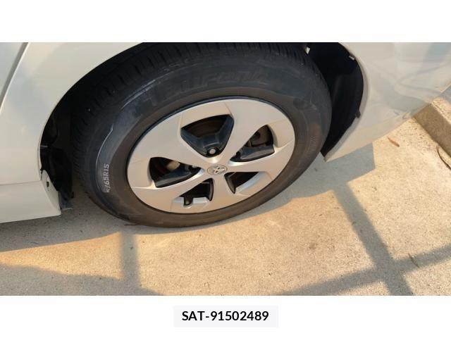 Toyota PRIUS 2012-02 7329475-4