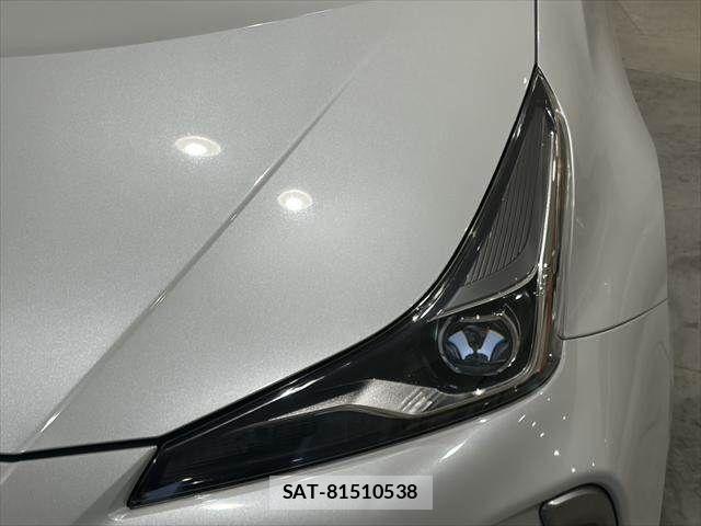 Toyota PRIUS 2021-11 7329424-19