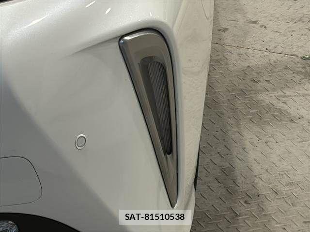 Toyota PRIUS 2021-11 7329424-21