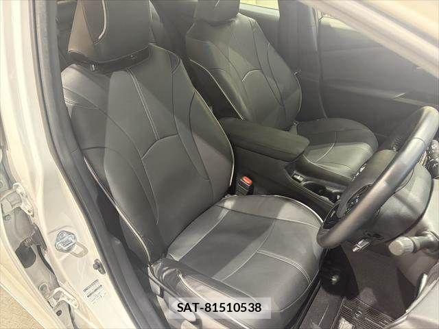 Toyota PRIUS 2021-11 7329424-6