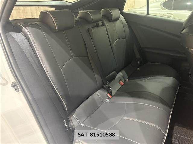 Toyota PRIUS 2021-11 7329424-7