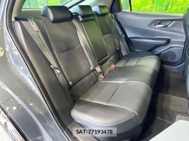 Toyota PRIUS 2023-05 7329402-9