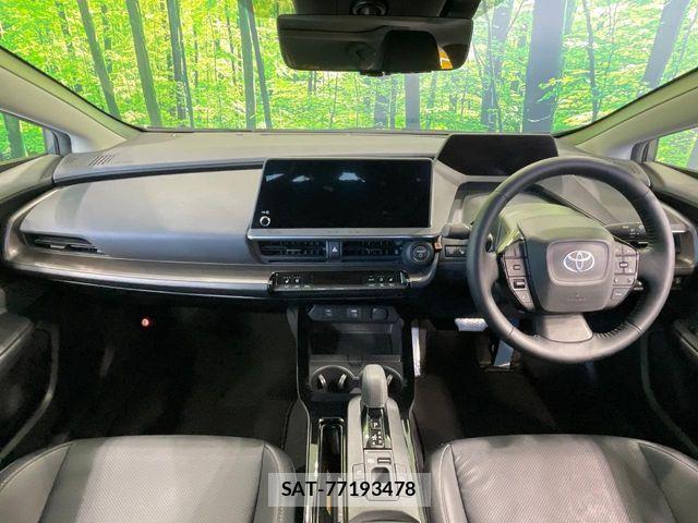 Toyota PRIUS 2023-05 7329402-1