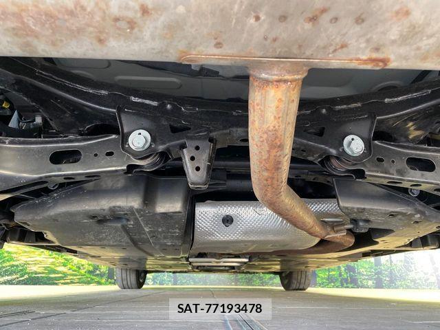 Toyota PRIUS 2023-05 7329402-19