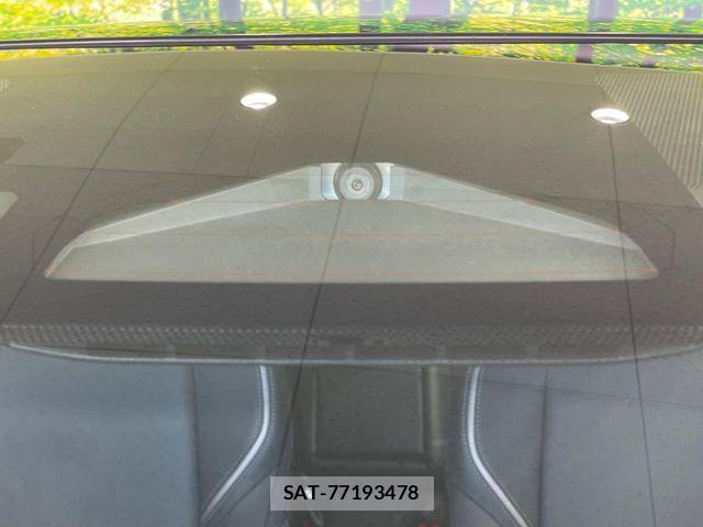 Toyota PRIUS 2023-05 7329402-6