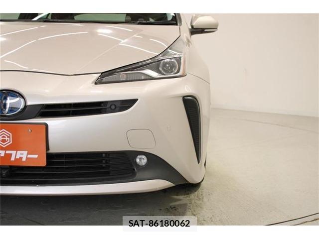 Toyota PRIUS 2019-04 7332704-13