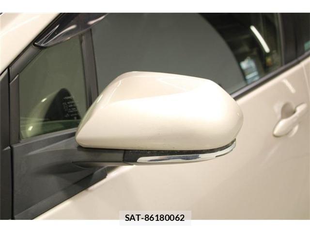 Toyota PRIUS 2019-04 7332704-19