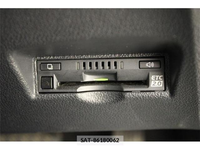Toyota PRIUS 2019-04 7332704-4