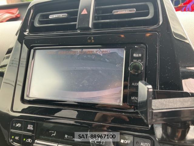 Toyota PRIUS 2017-06 7329447-9