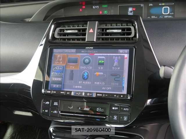 Toyota PRIUS 2019-09 7329419-10
