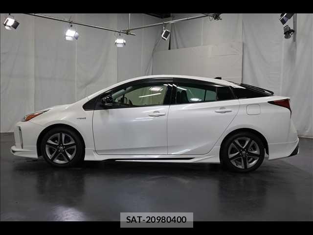 Toyota PRIUS 2019-09 7329419-14
