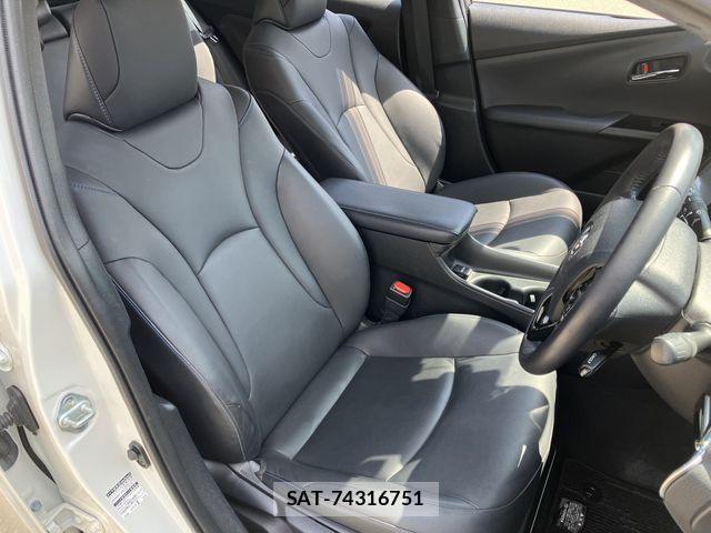 Toyota PRIUS 2019-10 7329439-9