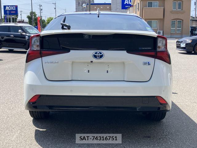 Toyota PRIUS 2019-10 7329439-5