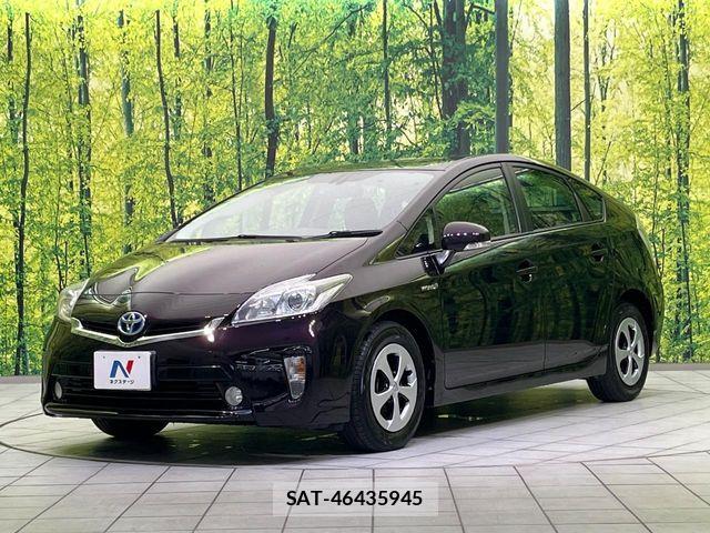 Toyota PRIUS 2014-10 7329455-15