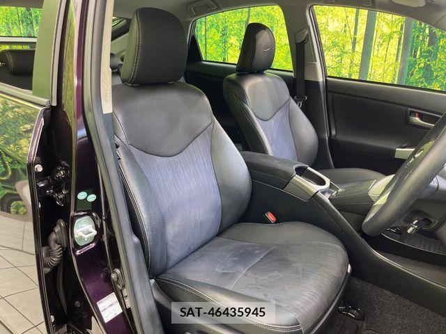 Toyota PRIUS 2014-10 7329455-7