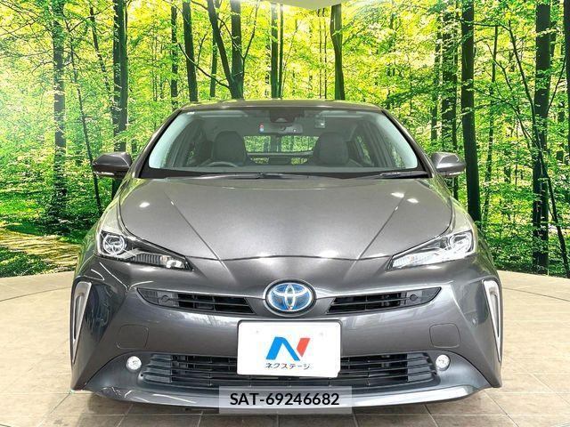 Toyota PRIUS 2019-12 7329422-13