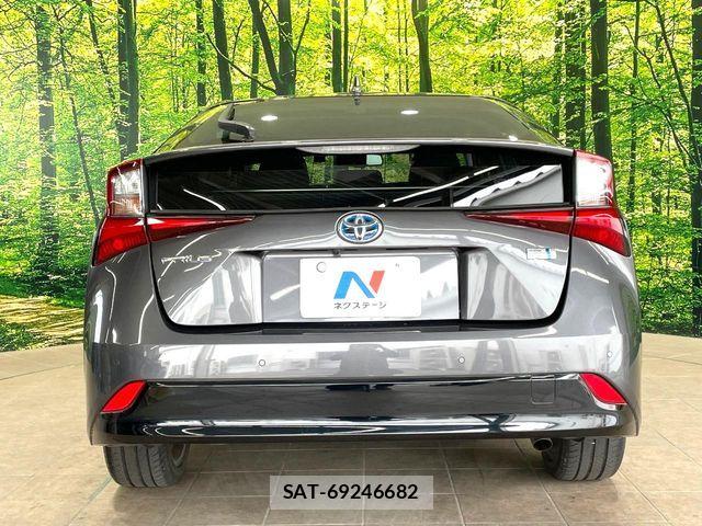 Toyota PRIUS 2019-12 7329422-14