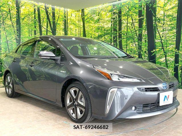 Toyota PRIUS 2019-12 7329422-15
