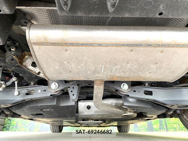 Toyota PRIUS 2019-12 7329422-18