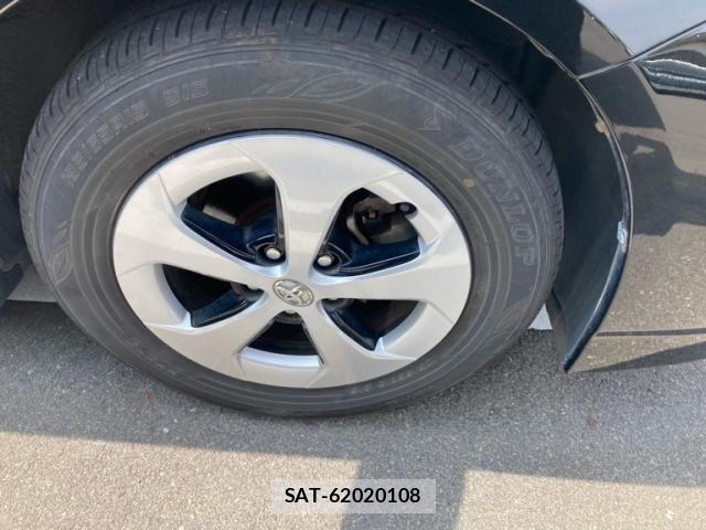 Toyota PRIUS 2013-05 7329470-7