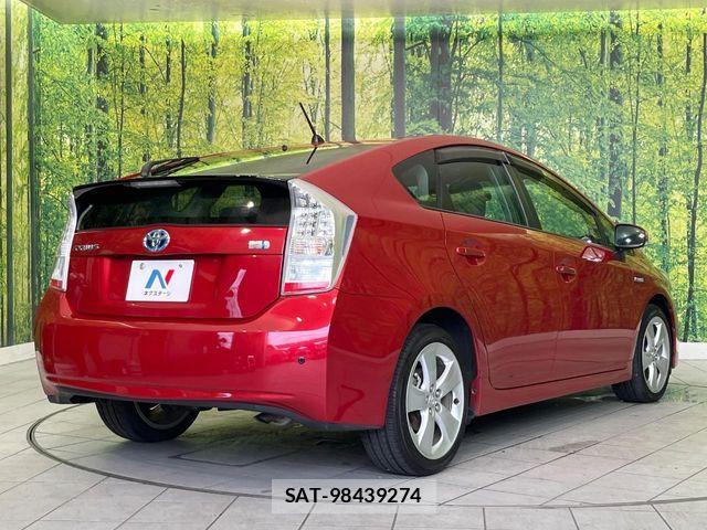 Toyota PRIUS 2009-06 7329452-16