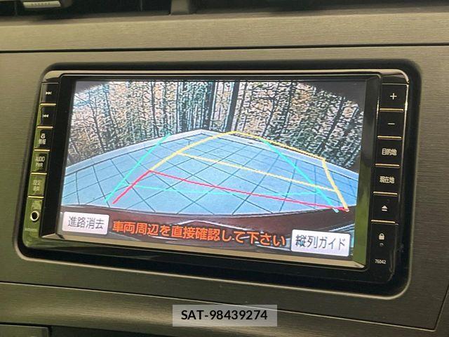 Toyota PRIUS 2009-06 7329452-3