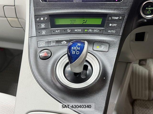 Toyota PRIUS 2009-09 7329464-13