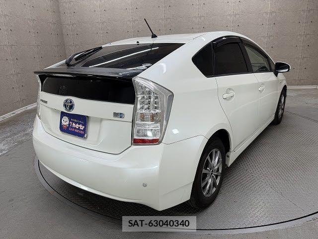 Toyota PRIUS 2009-09 7329464-3