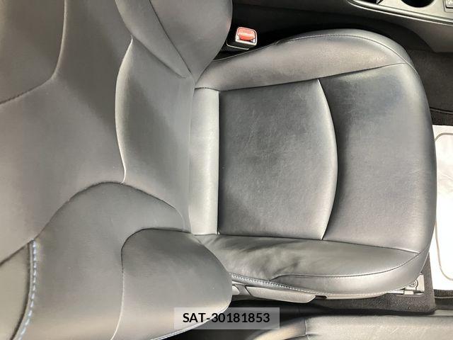 Toyota PRIUS 2019-01 7329433-19