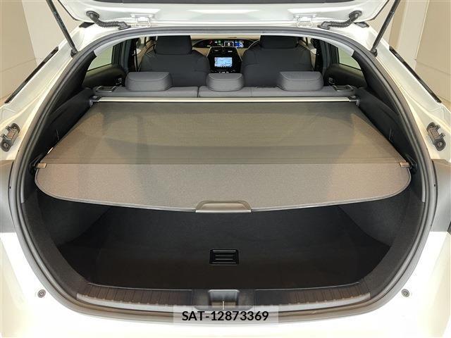 Toyota PRIUS 2020-02 7329430-24
