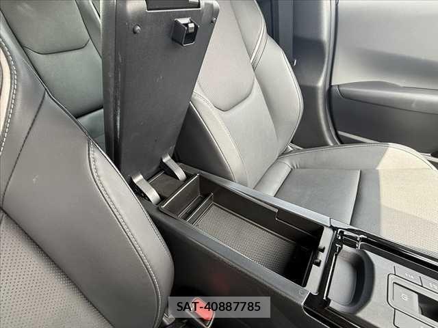 Toyota PRIUS 2023-02 7329405-25