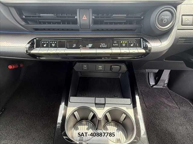 Toyota PRIUS 2023-02 7329405-27