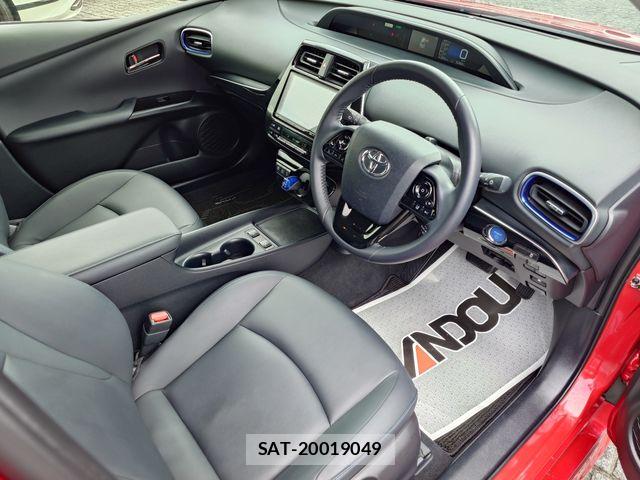 Toyota PRIUS 2022-03 7329425-10
