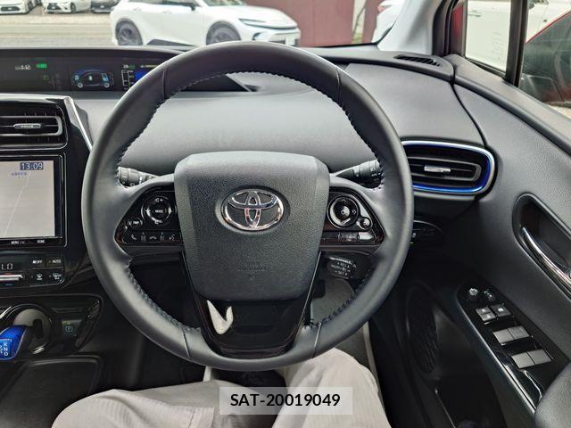 Toyota PRIUS 2022-03 7329425-12