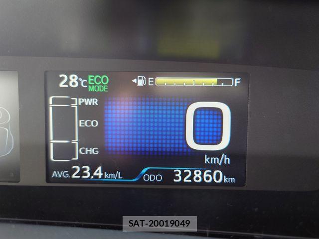 Toyota PRIUS 2022-03 7329425-13