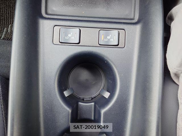 Toyota PRIUS 2022-03 7329425-17