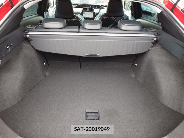 Toyota PRIUS 2022-03 7329425-22