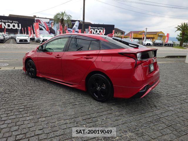 Toyota PRIUS 2022-03 7329425-3