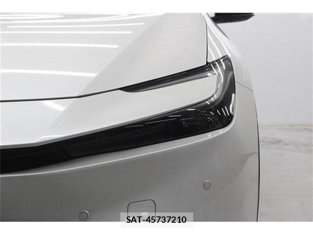 Toyota PRIUS 2023-04 7329415-13