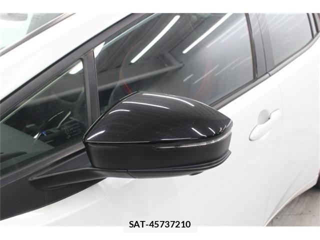 Toyota PRIUS 2023-04 7329415-14