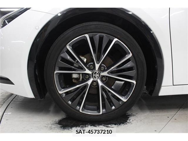 Toyota PRIUS 2023-04 7329415-21