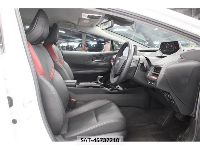 Toyota PRIUS 2023-04 7329415-26