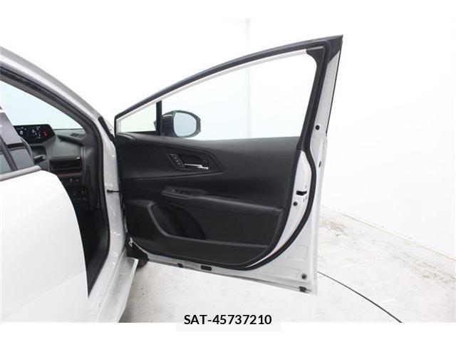 Toyota PRIUS 2023-04 7329415-27