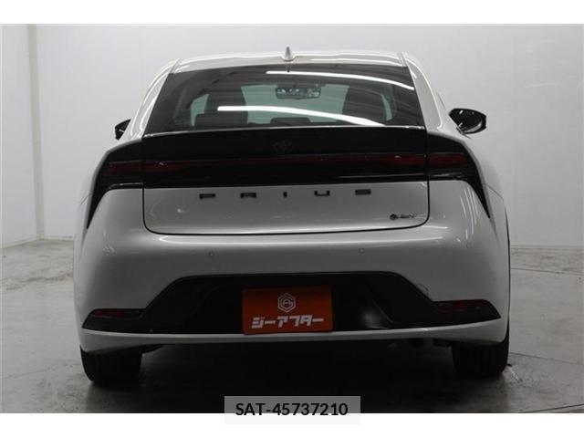 Toyota PRIUS 2023-04 7329415-5