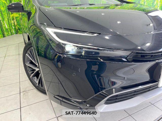Toyota PRIUS 2023-10 7329401-11