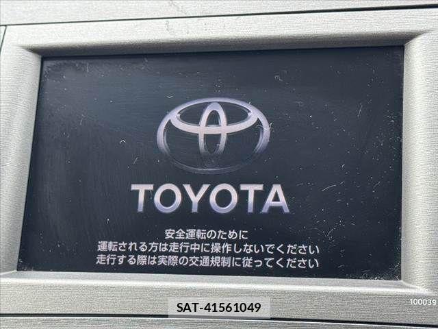 Toyota PRIUS 2012-10 7329459-2