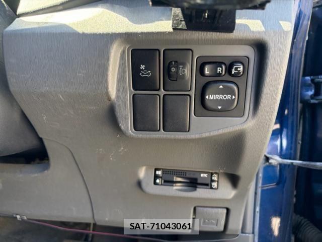 Toyota PRIUS 2009-09 7329476-12