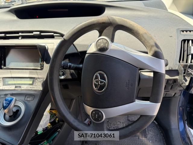 Toyota PRIUS 2009-09 7329476-13